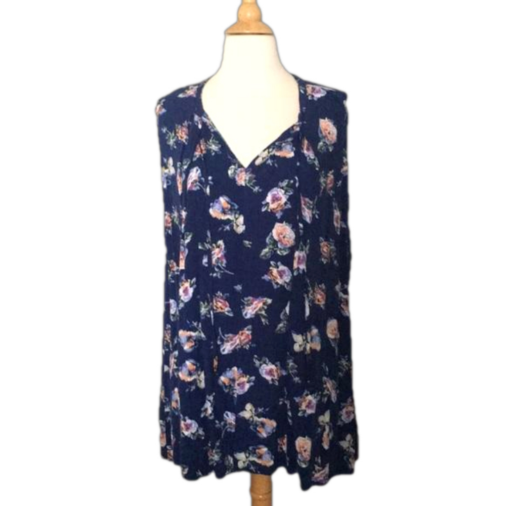 Gorgeous Umgee Floral Tunic Medium